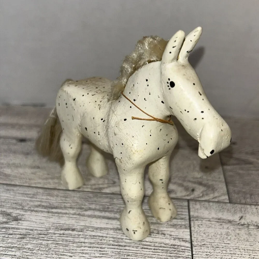 Unique Hand Carved Primitive Wood Horse Figurine 4”x4” Country Cottage Pony